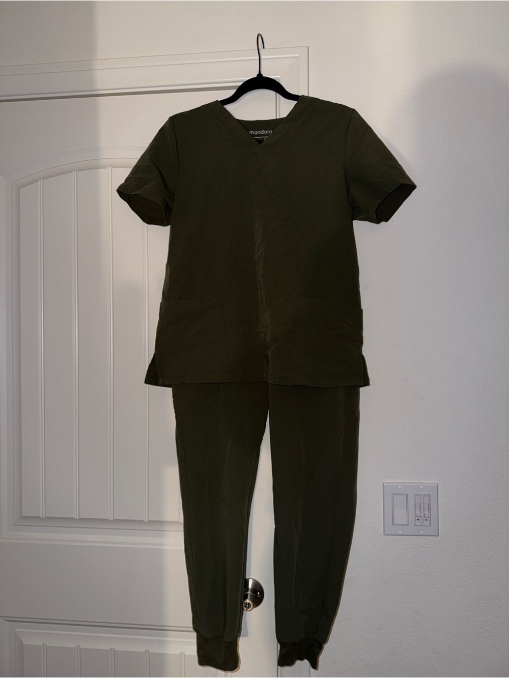 Mandala Women's Olive Green Scrub Set Size Small - V-Neck Top & Jogger Pants